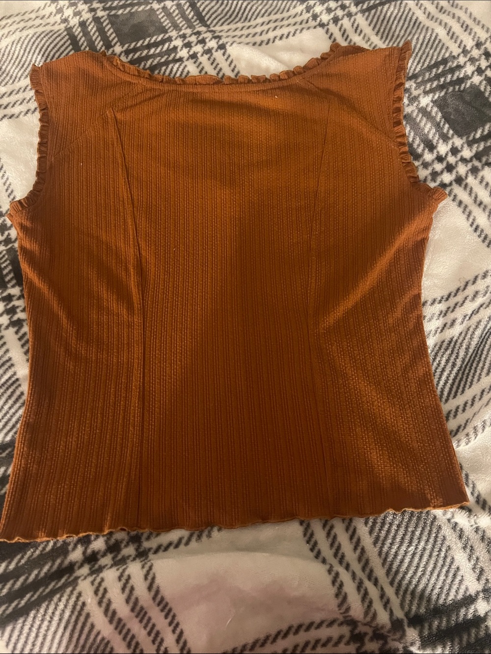 Shyanne Rust-Orange Ribbed Ruffle Button Crop Top - Picture 2 of 3